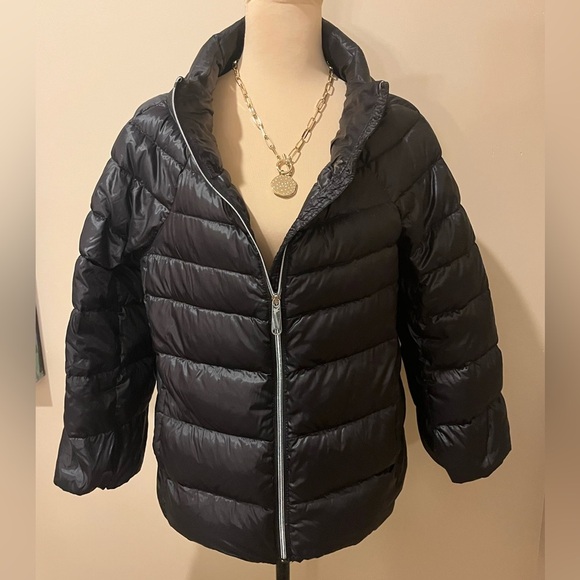 Sam Edelman Black Funnel Neck Down filled 
Puffer Jacket, size Medium - Picture 1 of 8